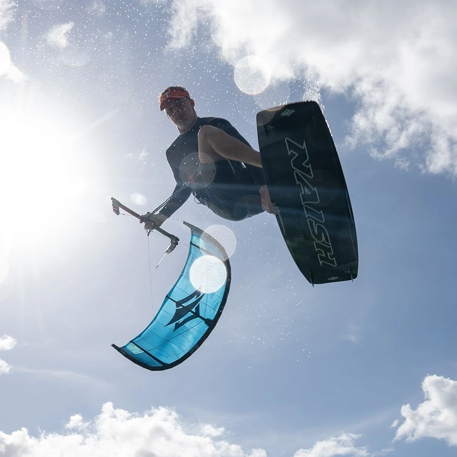 2024 Naish Drive High Performance Freeride Twintip Kiteboard - 25% Off 10 2024 Naish Drive High Performance Freeride Twintip Kiteboard - 25% Off - Image 10