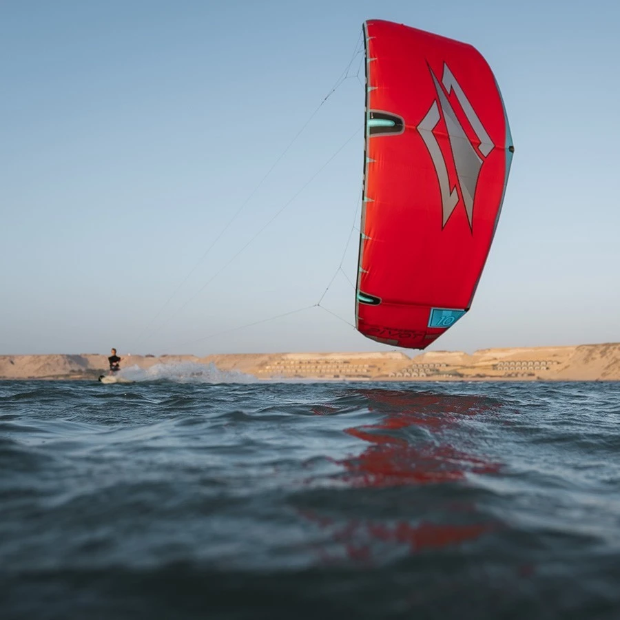 Naish 2024 Pivot Freeride / Wave Kite - 30% Off 8 Naish 2024 Pivot Freeride / Wave Kite - 30% Off - Image 8