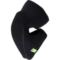 Mystic 2025 Knee Pads - Wingboarding / Parawing 6 Mystic 2025 Knee Pads - Wingboarding / Parawing -Kite Boarding Shop mystic 2025 knee pads 3