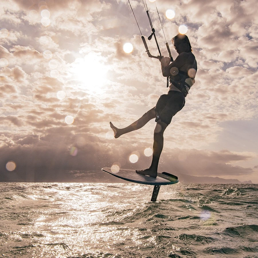 Naish 2025 Hover Kite Mother Chip - 130cm Pocket Foil Board 8 Naish 2025 Hover Kite Mother Chip - 130cm Pocket Foil Board - Image 8