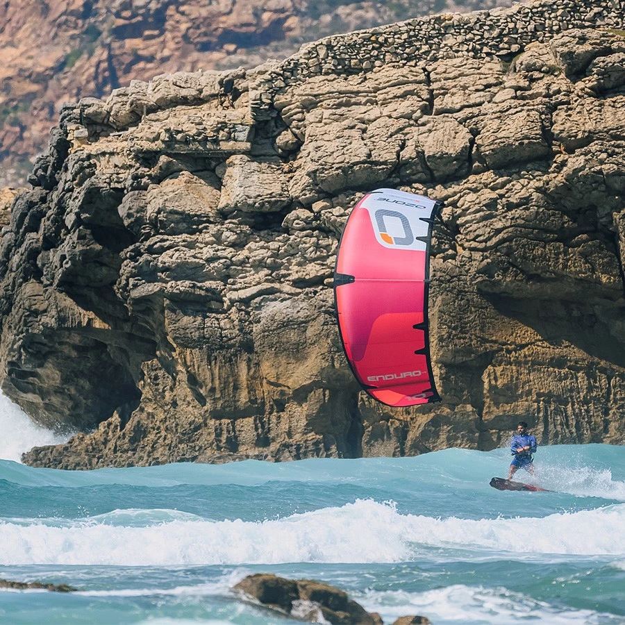 Ozone Enduro V5 Freeride Kite 8 Ozone Enduro V5 Freeride Kite - Image 8