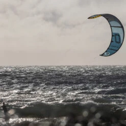 Ozone Enduro V5 Ultra X - Aluula Frame - Freeride Kite 19 Ozone Enduro V5 Ultra X - Aluula Frame - Freeride Kite -Kite Boarding Shop ozone enduro v5 ultra x size 10