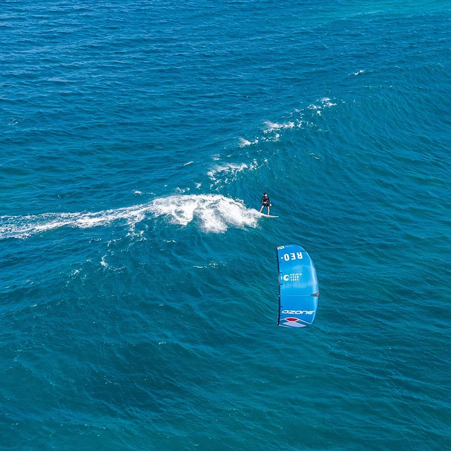 Ozone Reo V6 Surf / Wave Kite - 40% Off 3 Ozone Reo V6 Surf / Wave Kite - 40% Off - Image 3