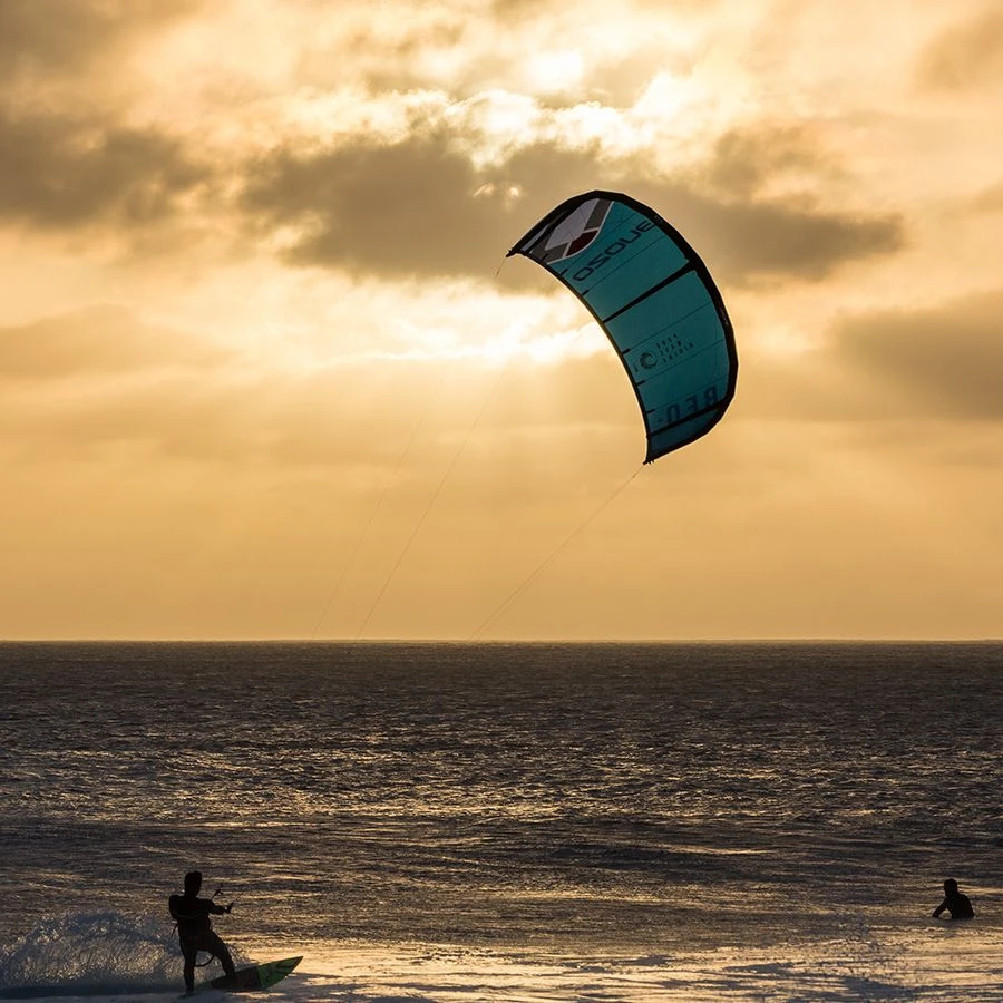 Ozone Reo V6 Surf / Wave Kite - 40% Off 4 Ozone Reo V6 Surf / Wave Kite - 40% Off - Image 4