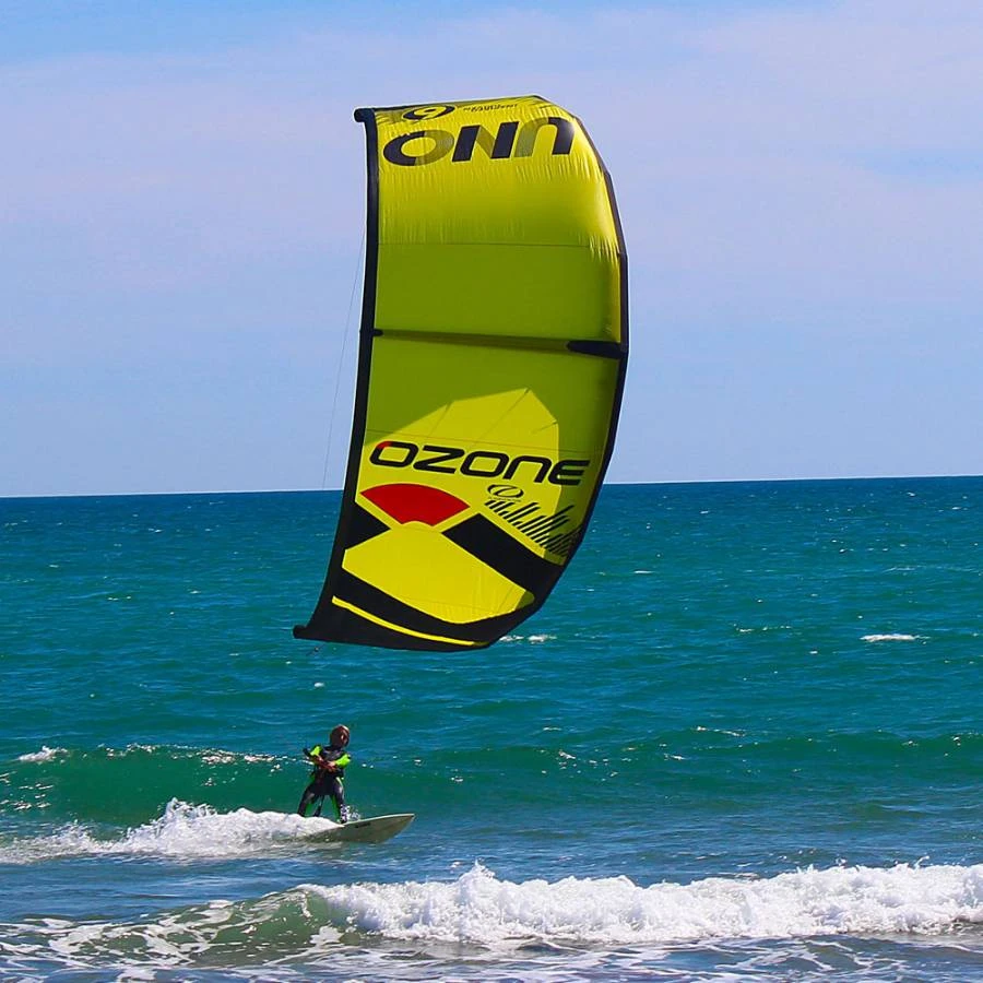 Ozone Uno V2 Inflatable Trainer Kite Only 5 Ozone Uno V2 Inflatable Trainer Kite Only - Image 5